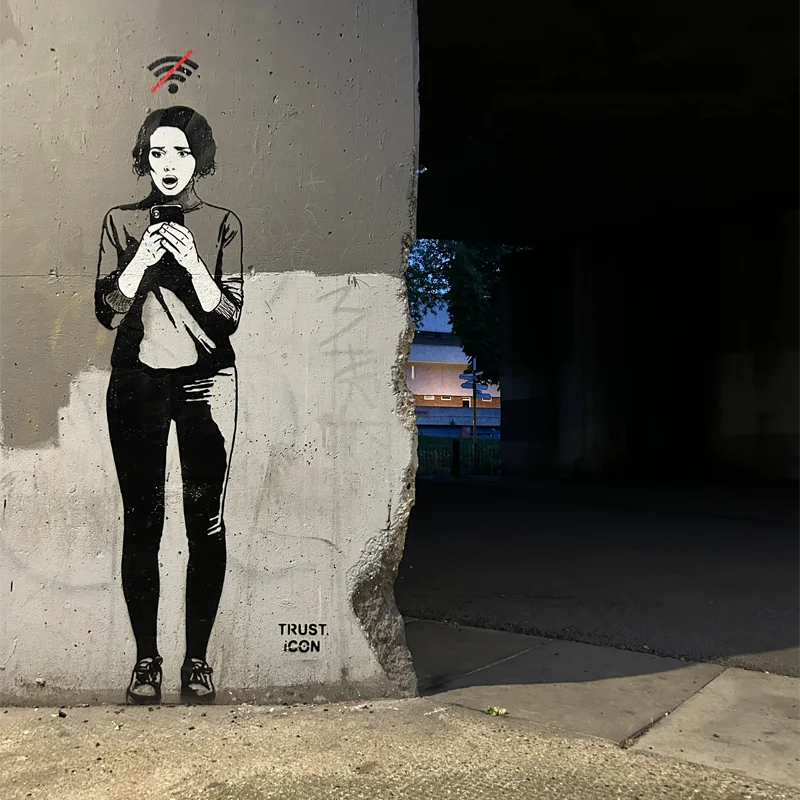 LOST CONNECTION - STREET IMAGE 2
