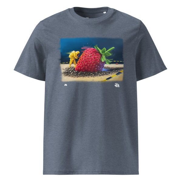 Unisex organic cotton t-shirt: Strawberry crash landing - Image 7