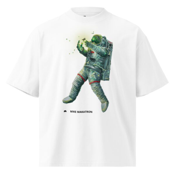Unisex organic oversized high neck t-shirt: Astronaut